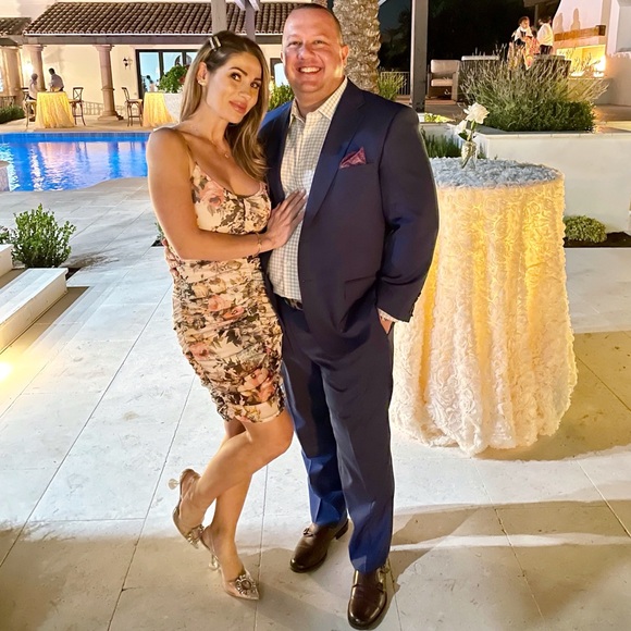 A little About Me 🤍 - Picture 3 of 16